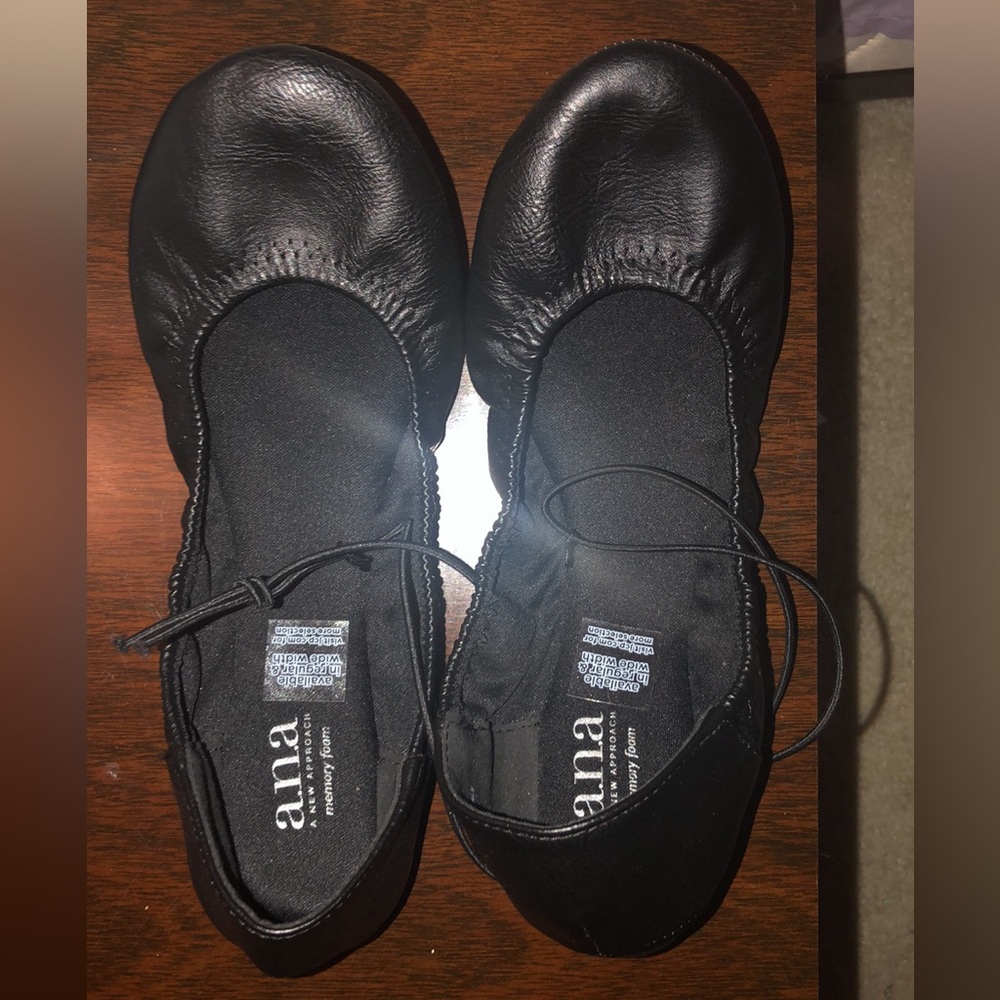 a.n.a black ballet flats size 7